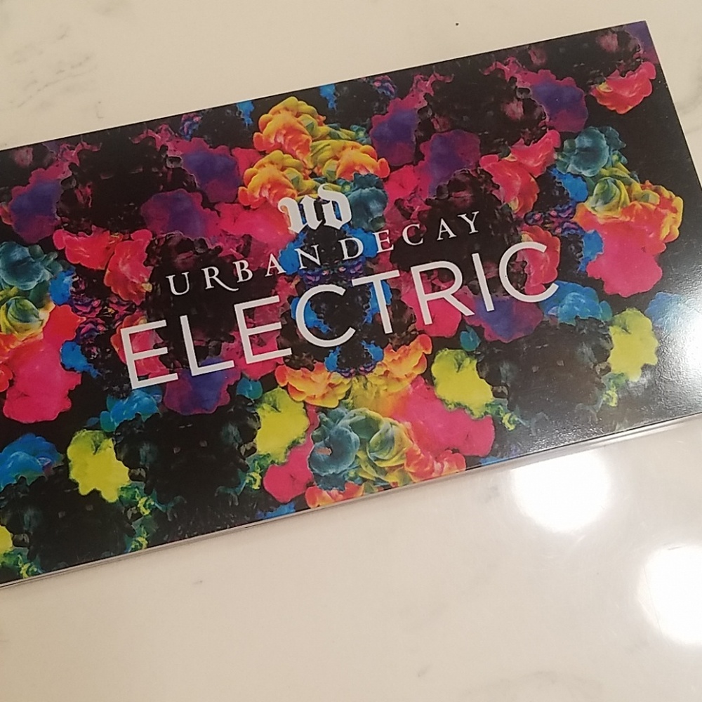 Urban Decay Electric Palette